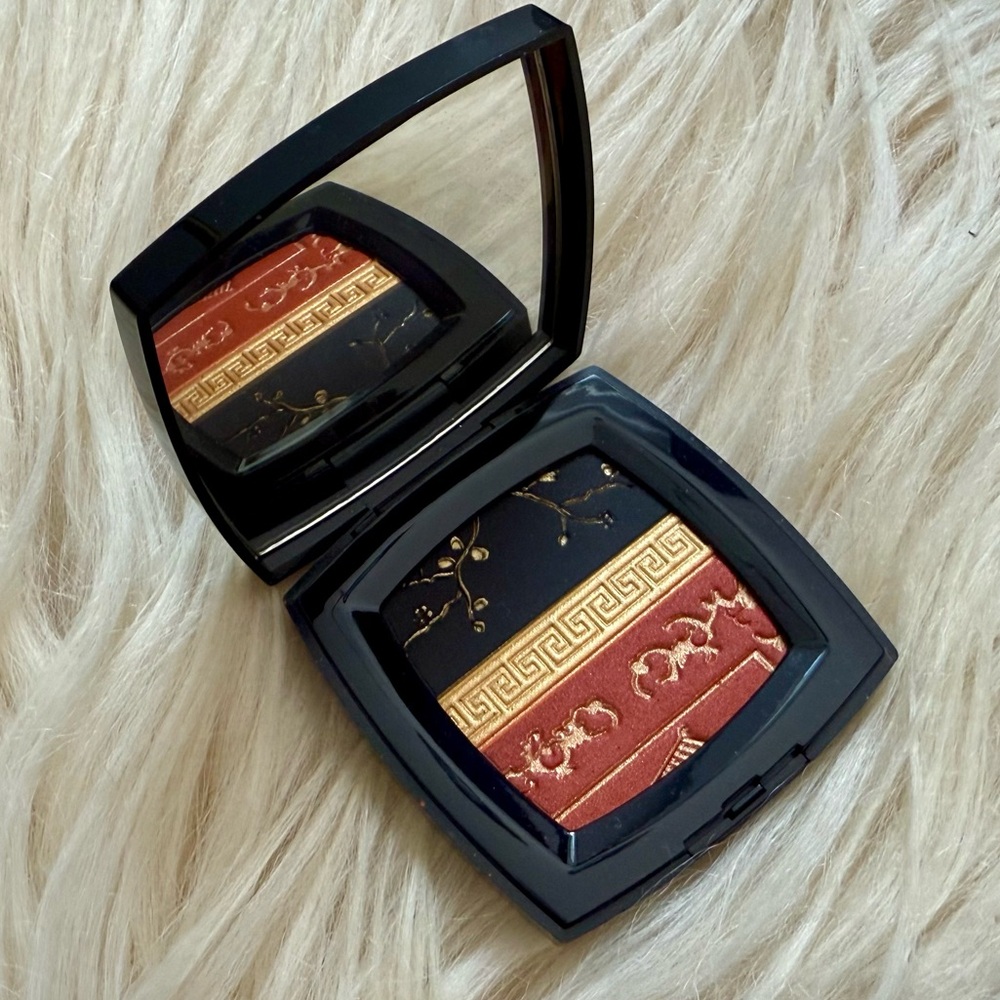Coromandels de Chanel Limited Edition Eyeshadow Pallete - Picture 4 of 4